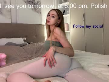 girl cam all day avroramy image #9347612
