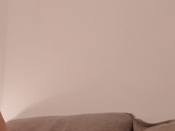 girl cam all day peek_in_my_window image #6699070