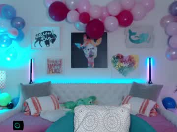 girl cam all day holihurricane image #3844018