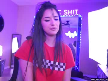 girl cam all day priscillawtff image #4950999