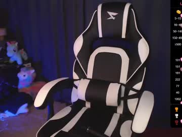 girl cam all day queen_kitty1818 image #8844876