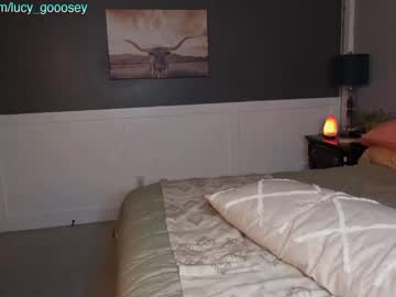 girl cam all day lucy_gooosey image #5008000