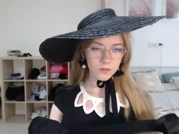 girl cam all day scharmanta image #5261567