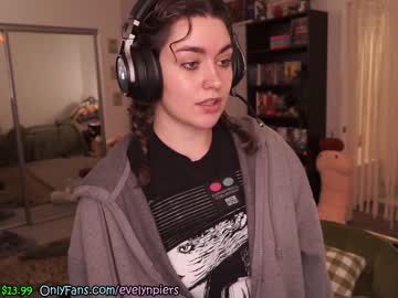 girl cam all day evelynpiers image #5287108