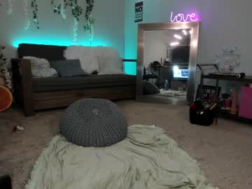 girl cam all day skyewatson image #4199009