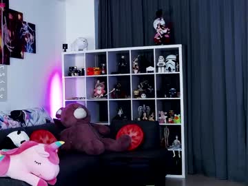 girl cam all day madnessalise image #1014217