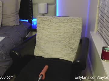 girl cam all day taylor_love_303 image #2261629