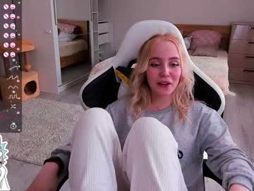 girl cam all day janice_sweet image #1469640