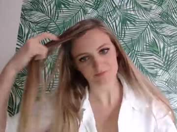 girl cam all day glutenfreehulahoops image #1517686