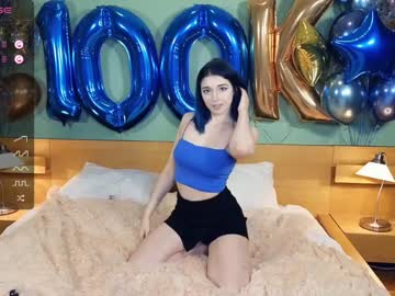 girl cam all day your_desssert image #5735720