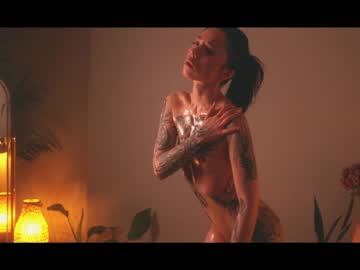 girl cam all day ambientink image #1713107