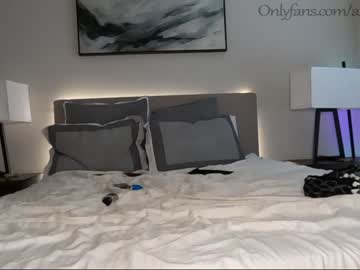 couple cam all day ari_lovexo image #2042631