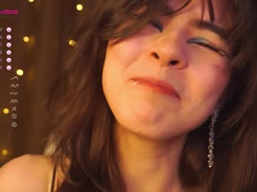 girl cam all day amandamedrano image #4265350