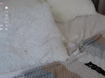girl cam all day oxonmymind image #8955054