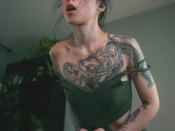 girl cam all day ambientink image #2568024