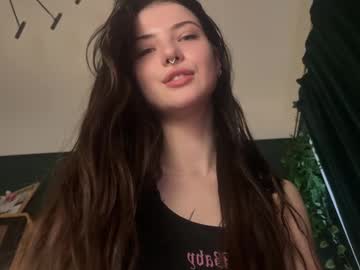 girl cam all day bmwm5f90 image #9512658
