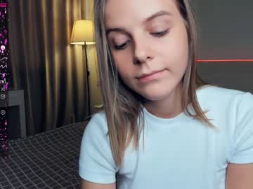 girl cam all day erline_may image #6985337