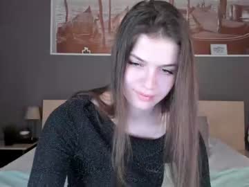 girl cam all day sof1a_shy image #3550014