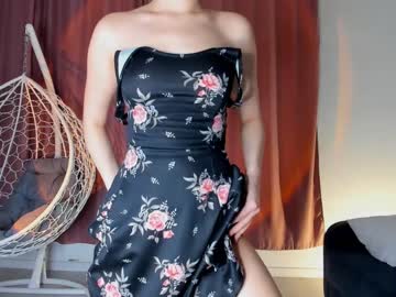 girl cam all day emilybatee image #4096963