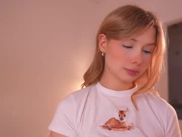 girl cam all day april_blush image #9377948