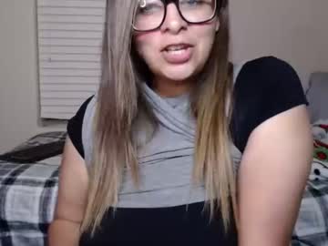 girl cam all day lopezbecky image #3679078