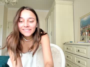 girl cam all day eleonora_linn image #2283959