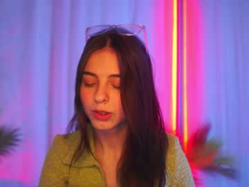 girl cam all day hannasthesia image #3822008