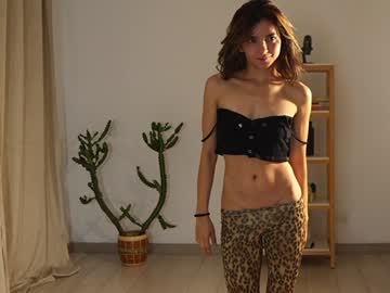 girl cam all day urcutelinda image #8384711