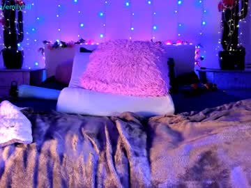 girl cam all day littlee33 image #1216763