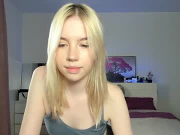 girl cam all day _emiliaaa image #4266409