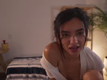 girl cam all day urcutelinda image #7248216