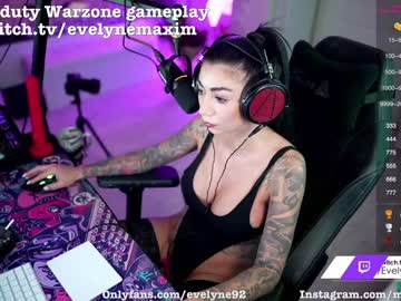 girl cam all day evelyne92 image #3777040