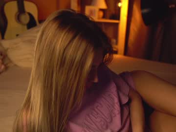 girl cam all day cuteelsa_ image #5958365