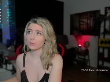 girl cam all day kimilee22 image #5939680