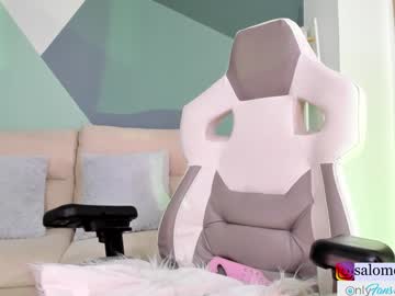 girl cam all day pavlovacoluccii_ image #7646435