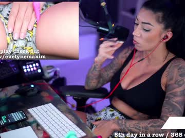 girl cam all day evelyne92 image #2056271