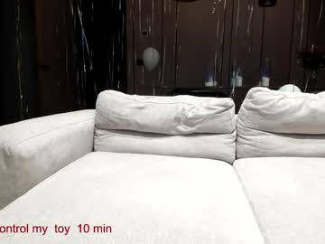 girl cam all day carolinaherera image #8169081
