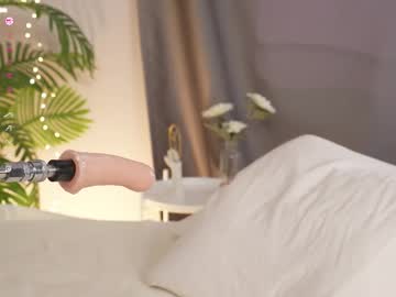 girl cam all day karollovea image #9258382