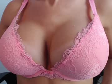 girl cam all day eat_mee_out image #2980298
