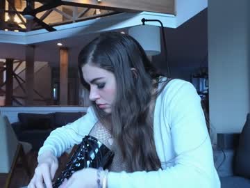 girl cam all day chroniclove image #3920974