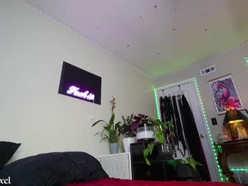 girl cam all day lilypixel image #9503213