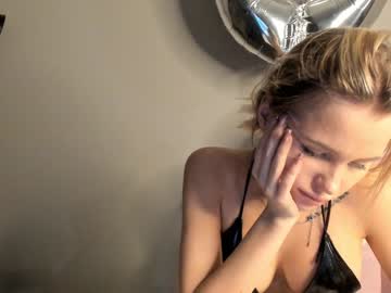 girl cam all day harriethudson image #6526817