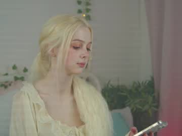 girl cam all day little_anitta image #9175946
