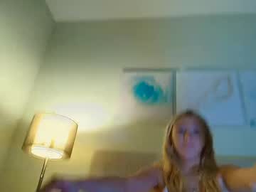 girl cam all day lovelilaxox image #8078554