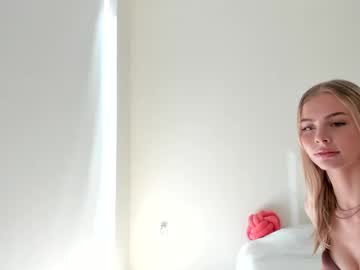 girl cam all day ariah_is_blonde image #9417606