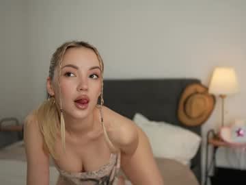 girl cam all day kriss0leoo image #8951057