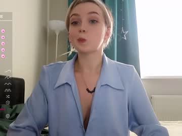 girl cam all day small_blondee image #5341718
