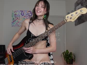 girl cam all day petitebrat image #7113532