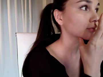 girl cam all day hollyextra image #8661933