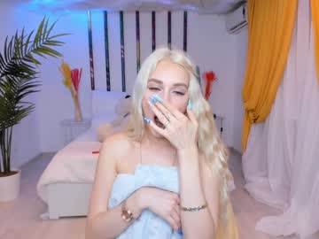 girl cam all day leila_moors image #14087